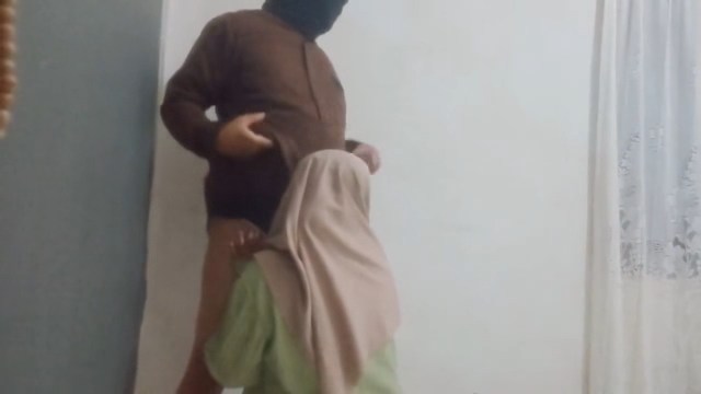 Top Istri Viral 2025 Bikin Suami Semangat Pulang Jumatan